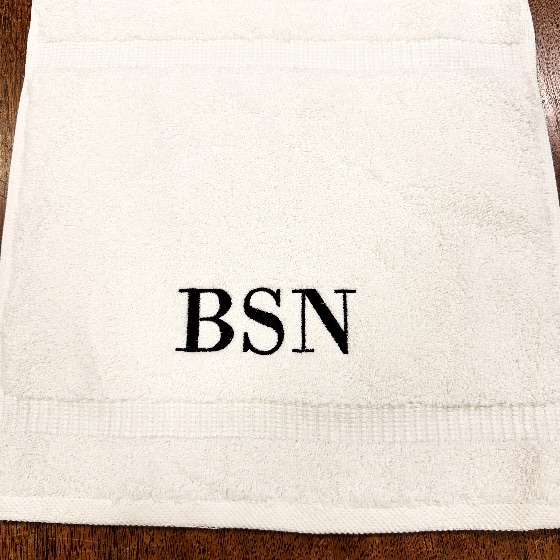 Toalla de mano de algodón con monograma bordado BSN